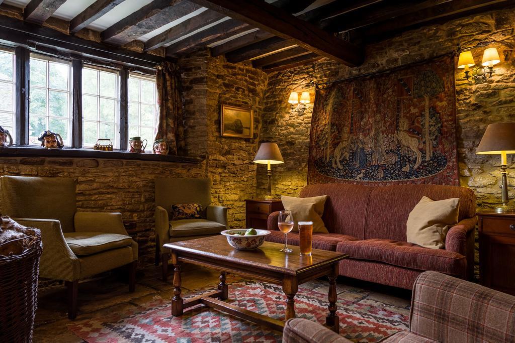 Old Swan Hotel Witney Eksteriør billede